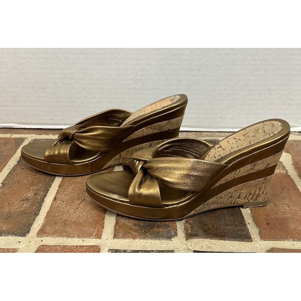 Antonio Melani Wedge Heel Sandals Leather Copper Gold Slip On Shoes Women's 6 - Picture 2 of 7